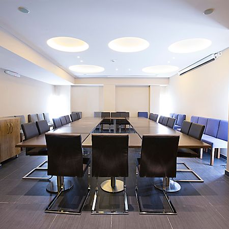 The J Hotel & Spa Beirut Eksteriør billede