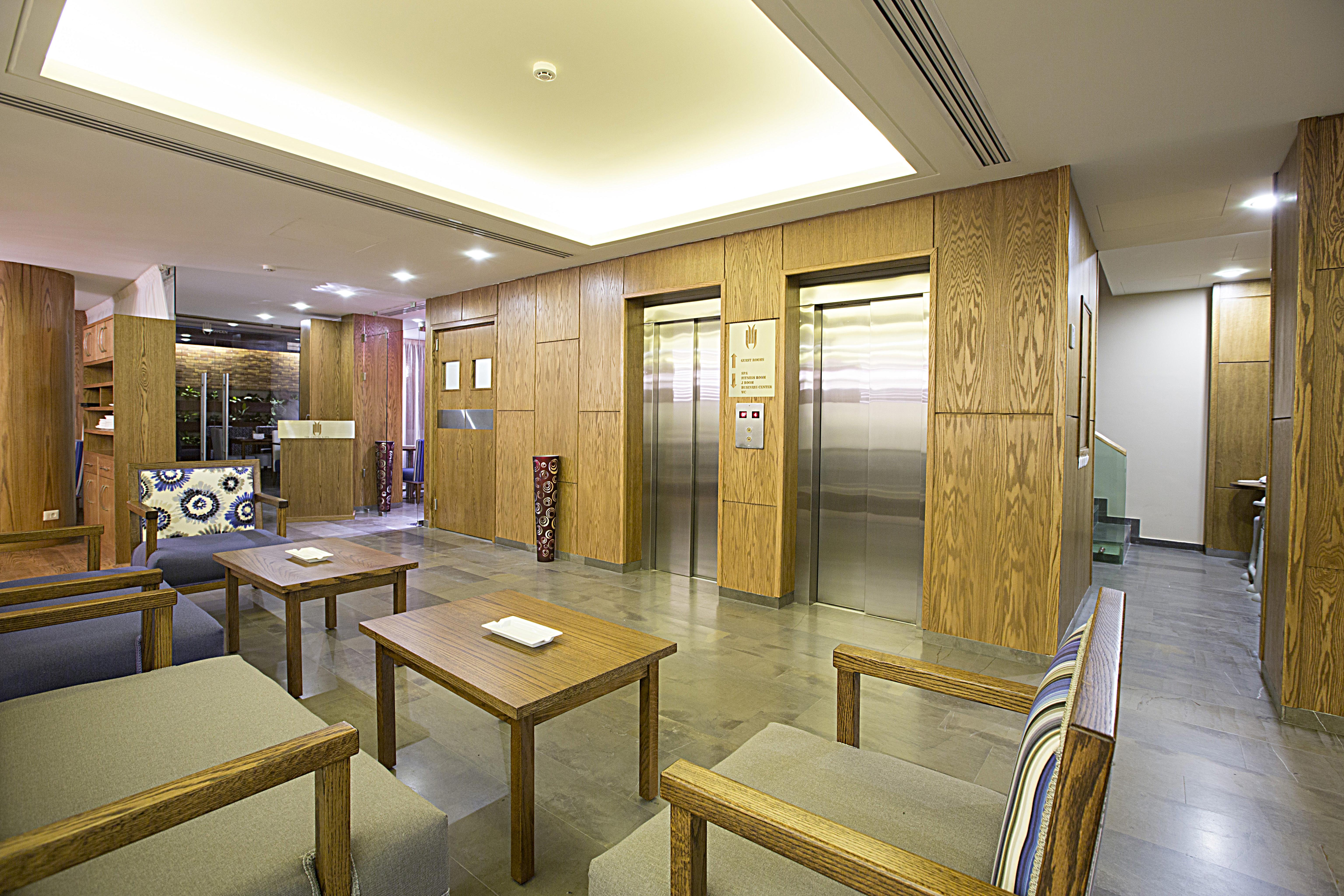 The J Hotel & Spa Beirut Eksteriør billede