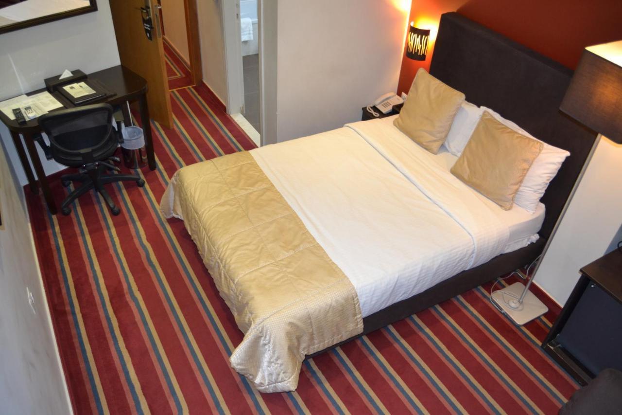 The J Hotel & Spa Beirut Eksteriør billede