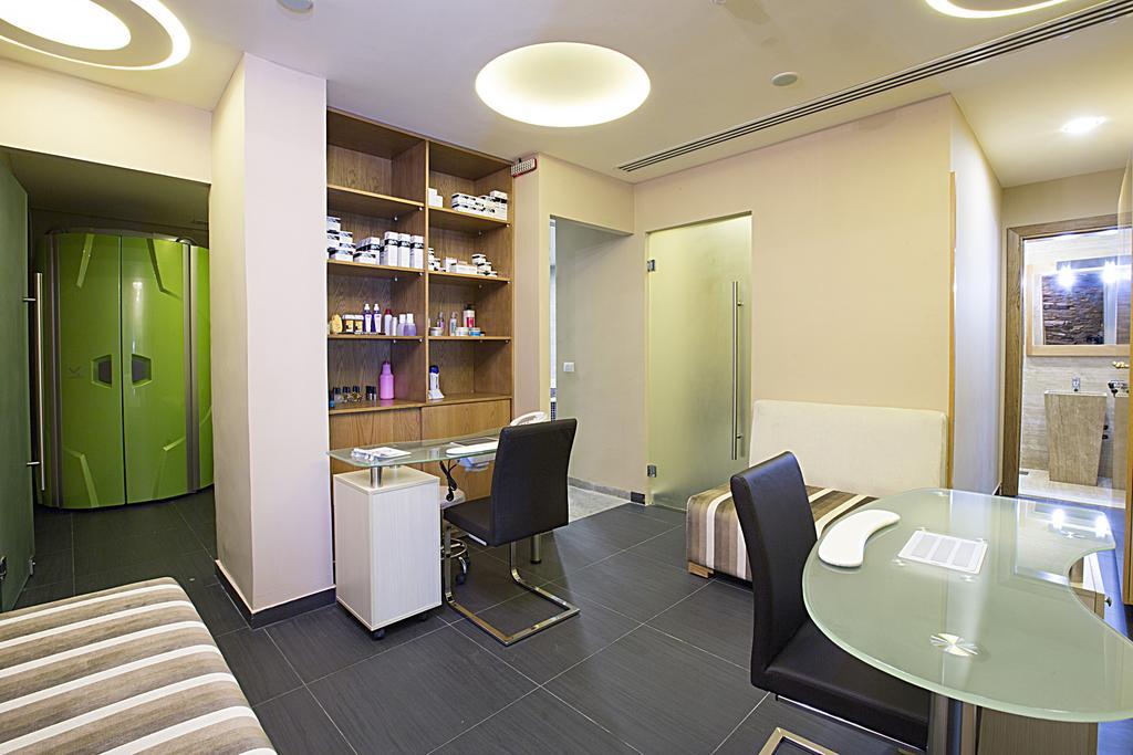 The J Hotel & Spa Beirut Eksteriør billede