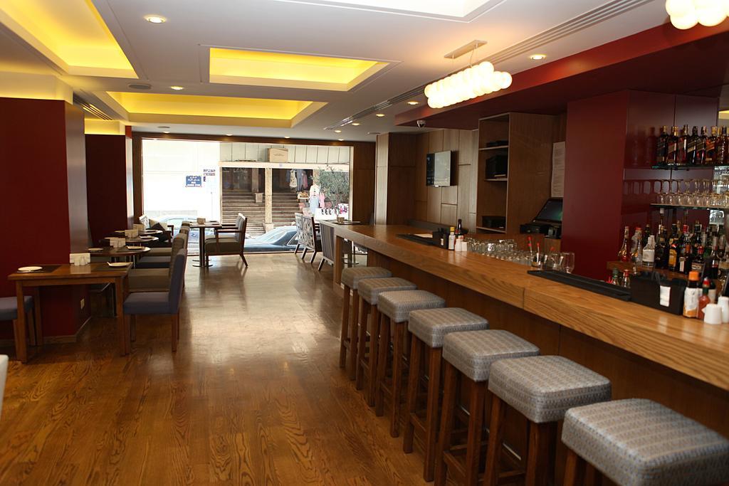 The J Hotel & Spa Beirut Eksteriør billede