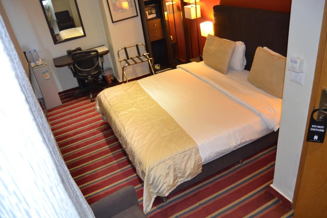 The J Hotel & Spa Beirut Eksteriør billede
