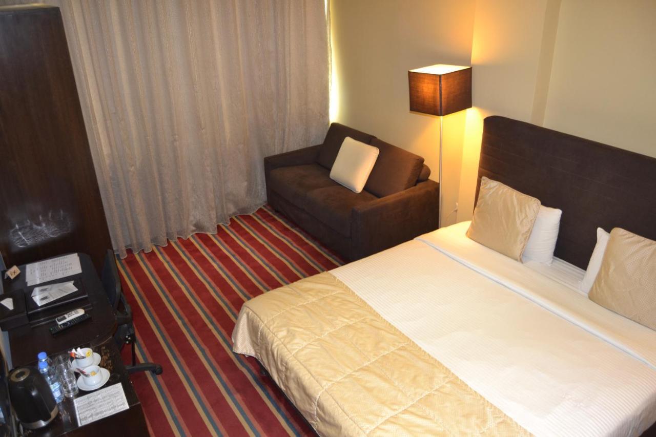 The J Hotel & Spa Beirut Eksteriør billede