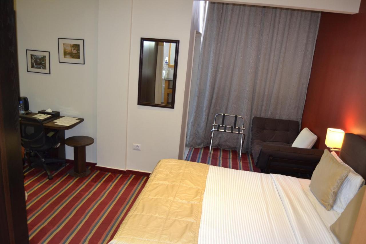 The J Hotel & Spa Beirut Eksteriør billede
